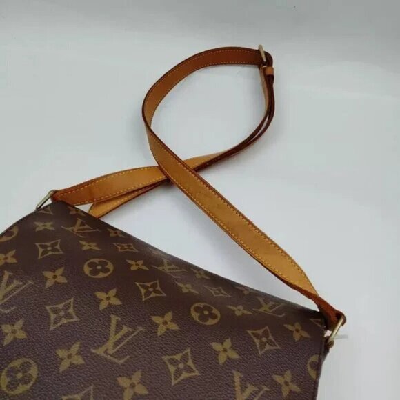 100% Authentic Louis Vuitton Musette Brown Monogram Shoulder Bag - Picture 4 of 9